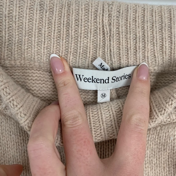 Weekend Stories Revolve set - Picture 7 of 8